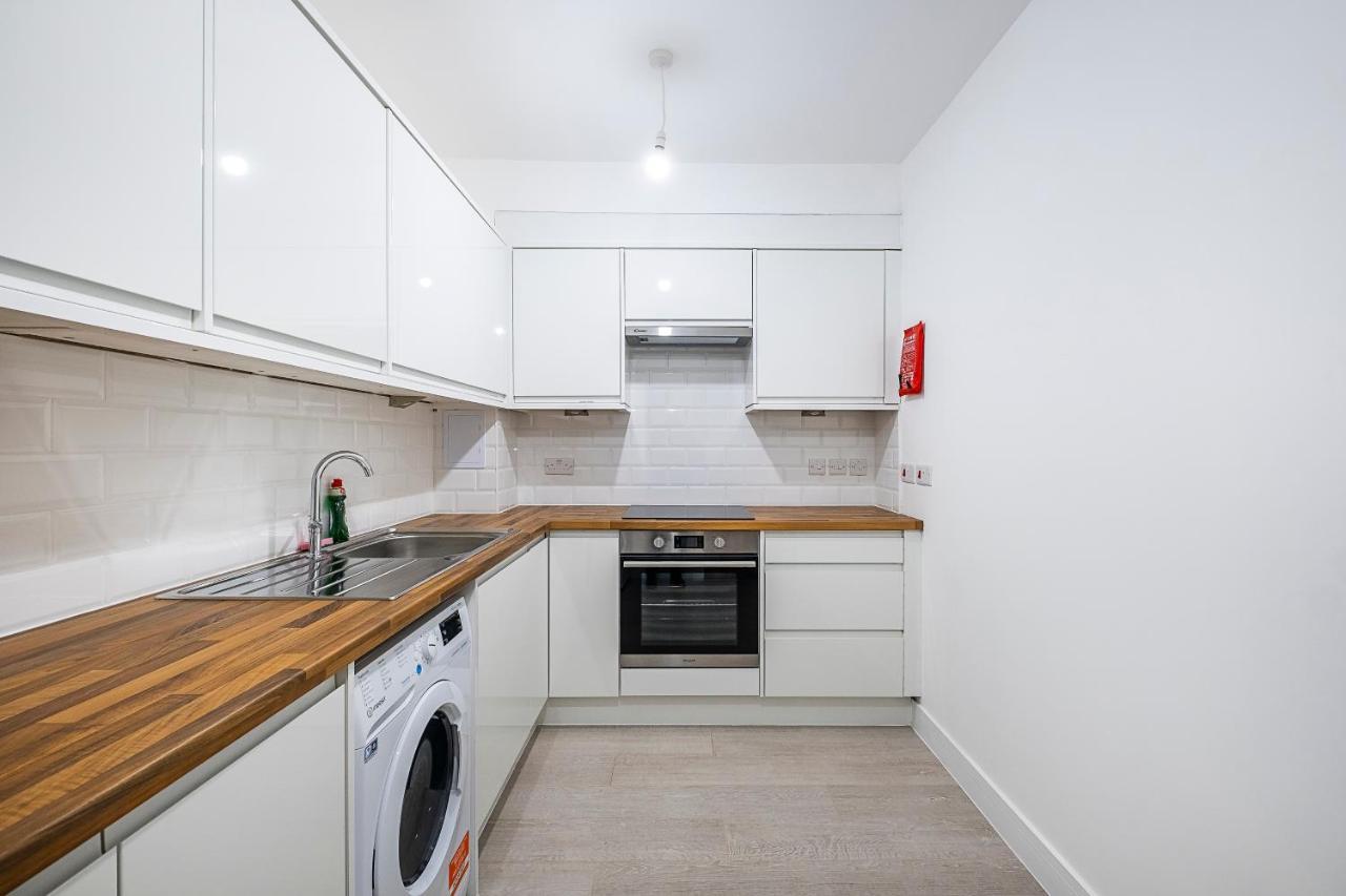Guest house Ensuite Rooms, Anson Road - Sk